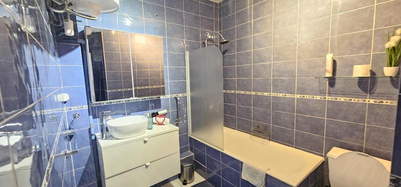 Studio - 49 m² - 2 pièces