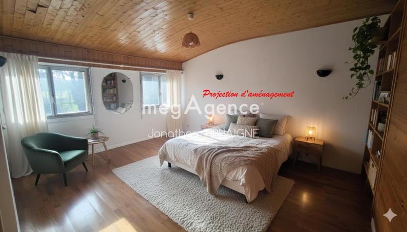 Maison traditionnelle - 159 m² - 7 pièces