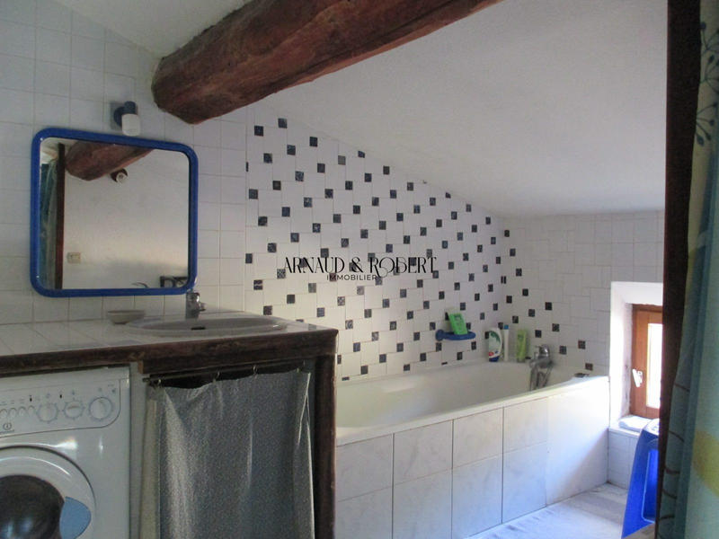 Maison - 250 m² - 11 pièces