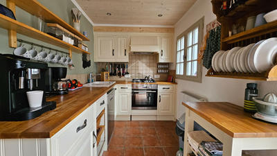 Maison - 224 m² - 10 pièces