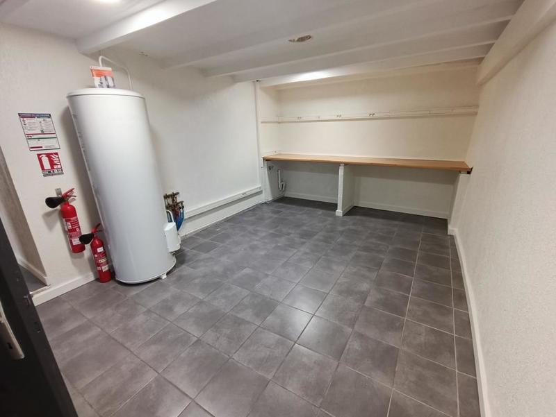 Divers - 102 m² - 4 pièces