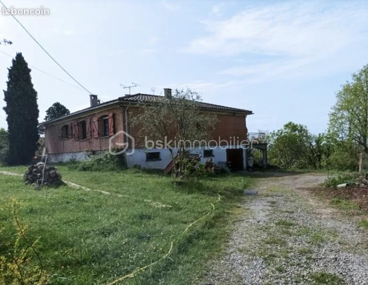 Demeure - 130 m² - 5 pièces