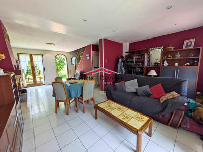 Maison - 100 m² - 6 pièces