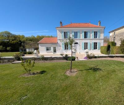 Maison de maîtres - 280 m² - 8 pièces