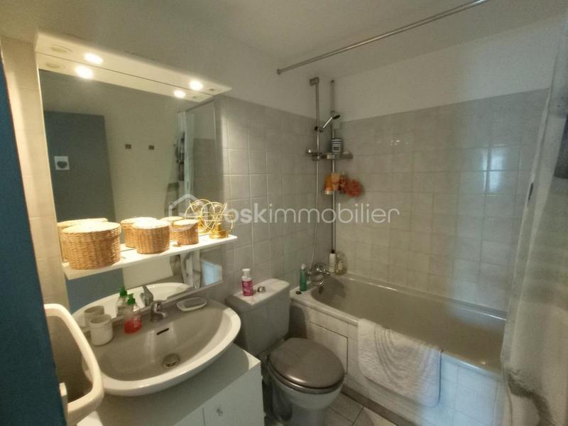 Villa - 60 m² - 4 pièces