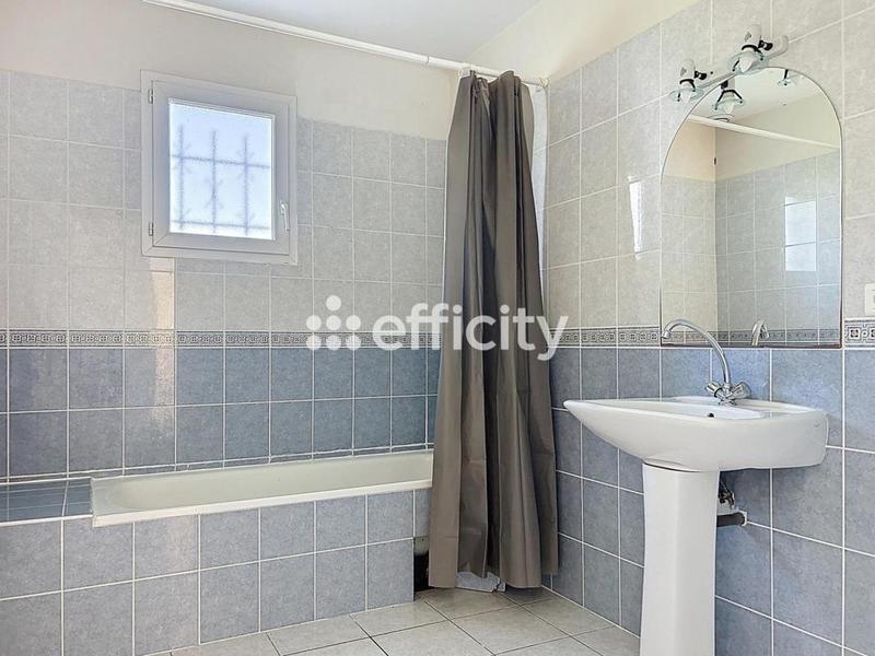 Maison - 167 m² - 7 pièces