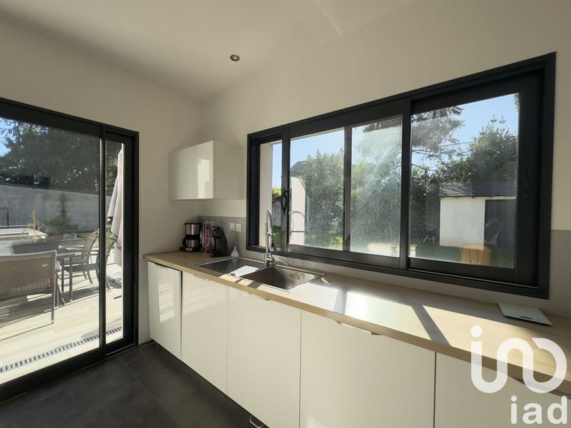 Maison - 180 m² - 7 pièces