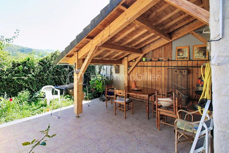 Maison - 190 m² - 11 pièces