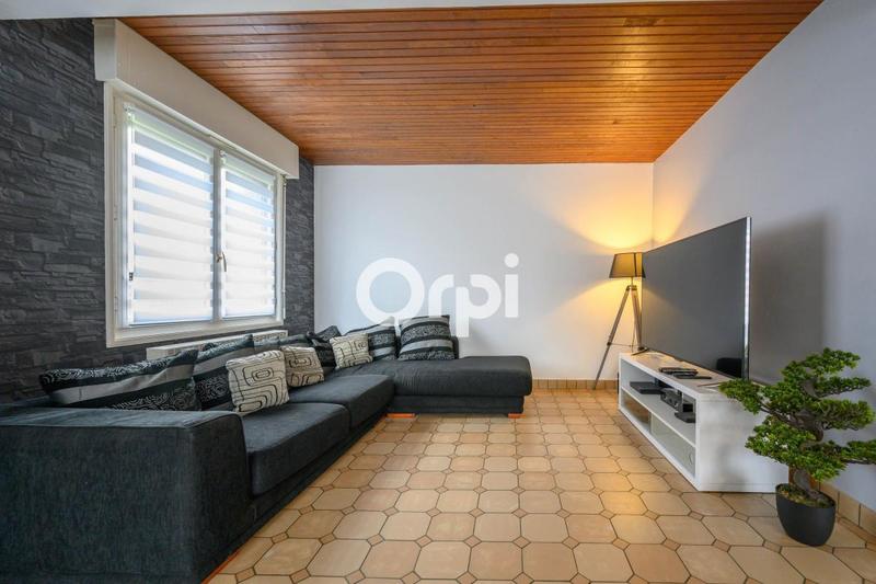 Maison - 140 m² - 5 pièces