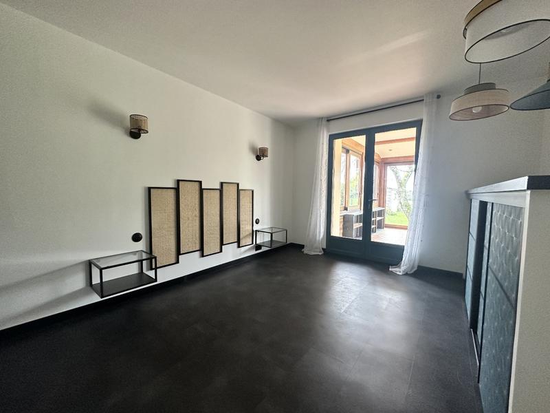Maison - 170 m² - 7 pièces