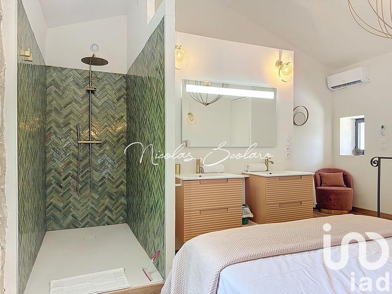 Maison - 1 m² - 6 pièces