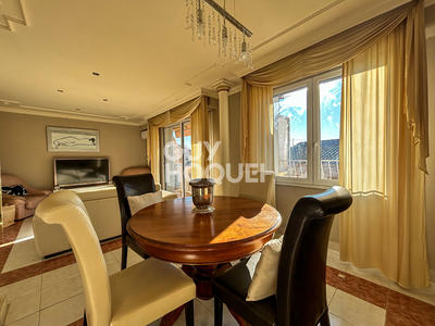 Appartement - 77 m² - 3 pièces