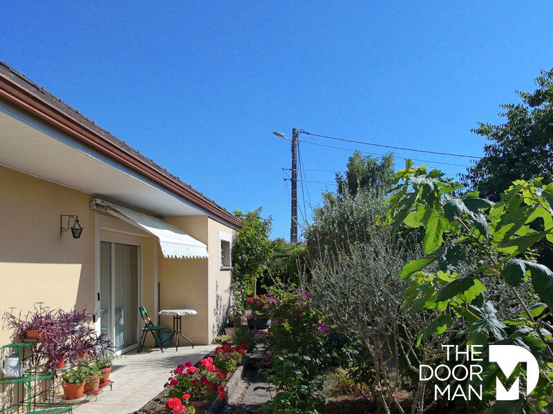 Maison - 227 m² - 9 pièces