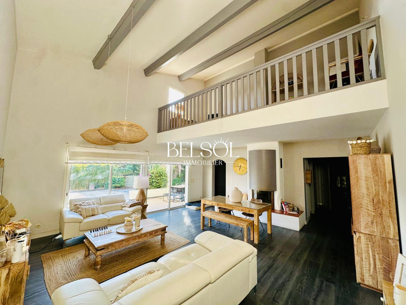 Villa - 160 m² - 5 pièces