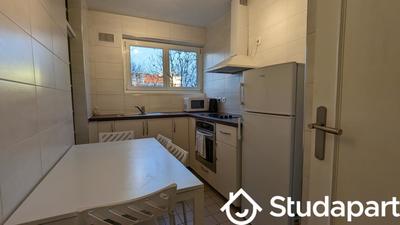 Chambre - 9 m² - 1 pièce