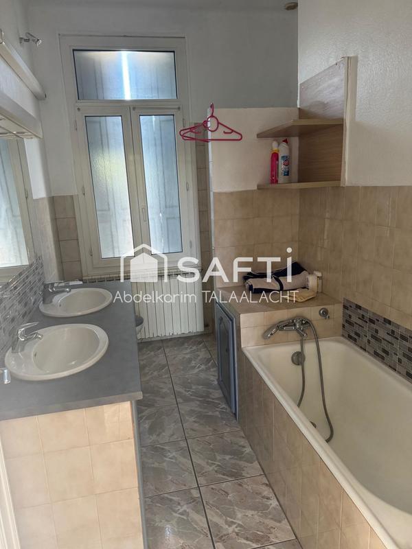 Maison - 181 m² - 7 pièces