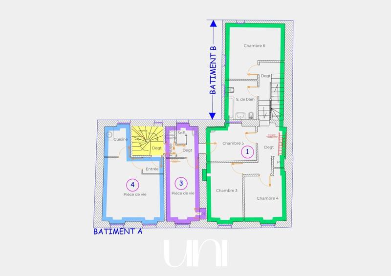 Maison - 275 m² - 13 pièces