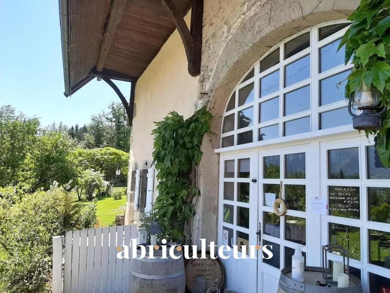 Corps de ferme - 433 m² - 16 pièces