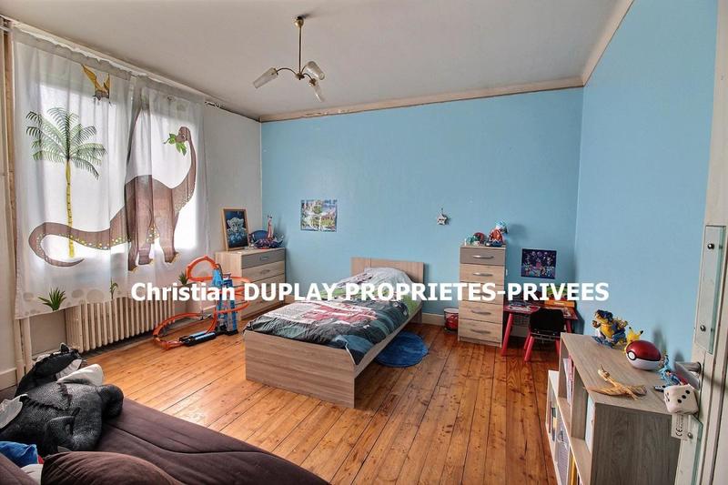 Maison - 260 m² - 13 pièces