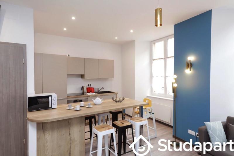 Chambre - 10 m² - 1 pièce