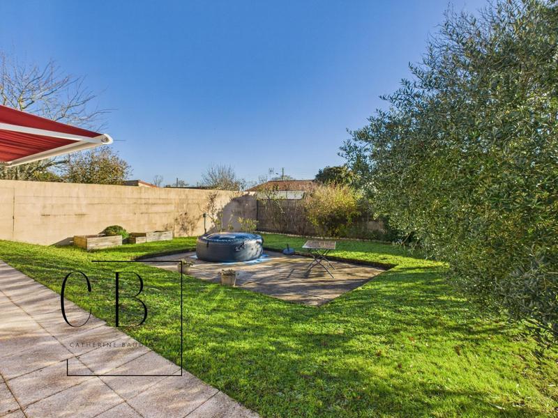 Maison - 115 m² - 6 pièces