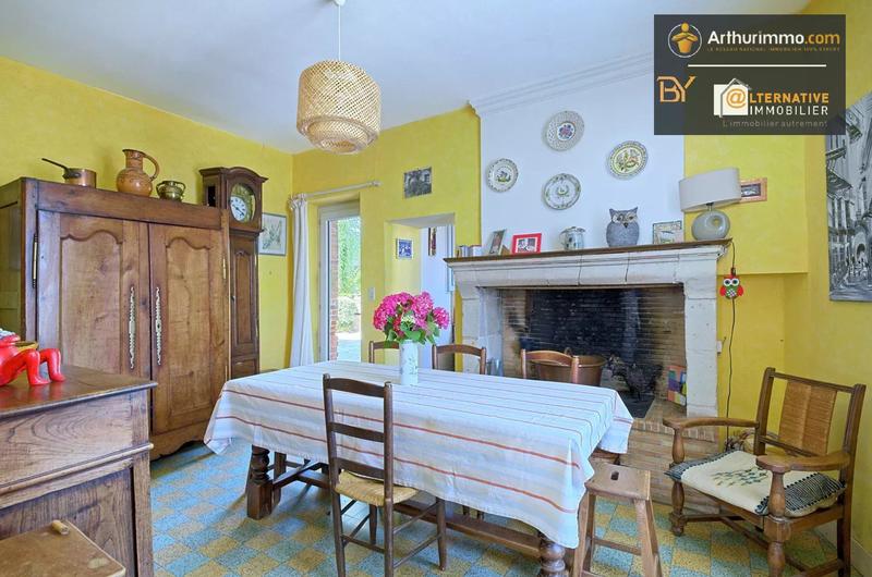 Maison - 292 m² - 12 pièces