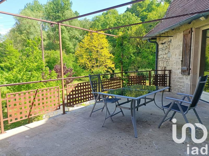 Maison - 202 m² - 6 pièces