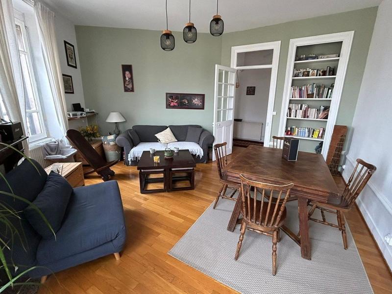 Appartement - 91 m² - 4 pièces