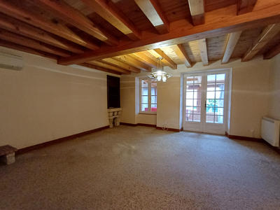 Maison - 93 m² - 5 pièces