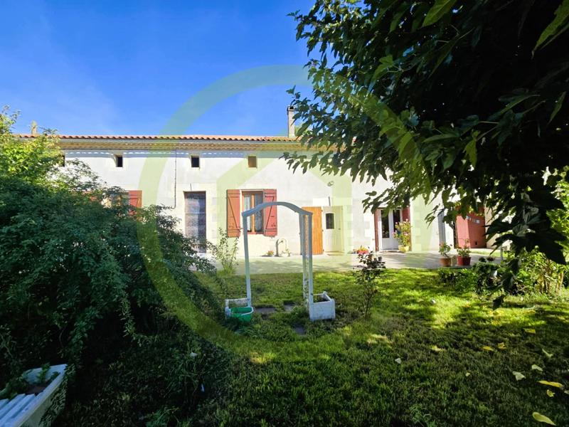 Maison - 93 m² - 3 pièces