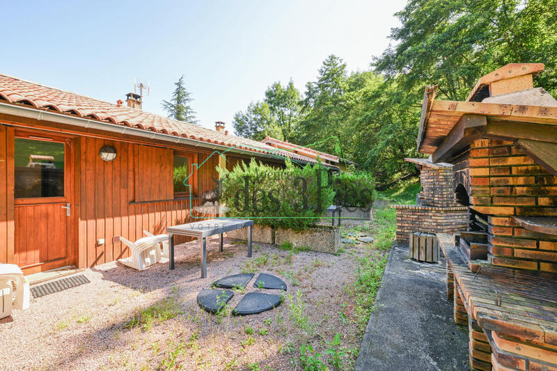 Château - 1 000 m² - 35 pièces