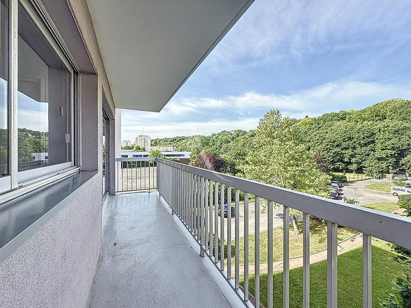 Appartement - 80 m² - 4 pièces