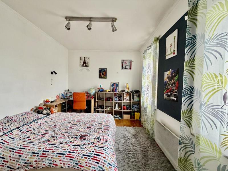 Maison - 98 m² - 5 pièces