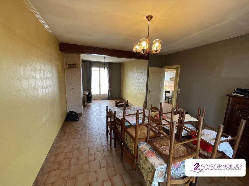 Maison - 93 m² - 5 pièces