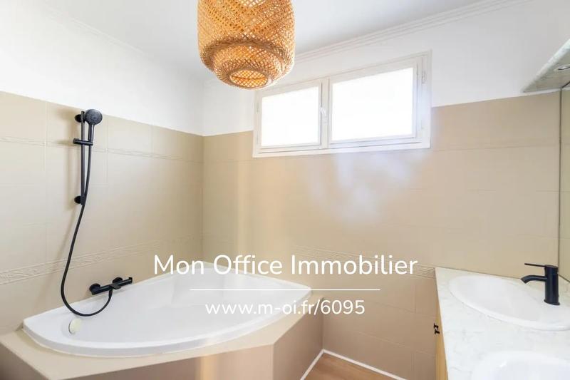 Villa - 160 m² - 5 pièces