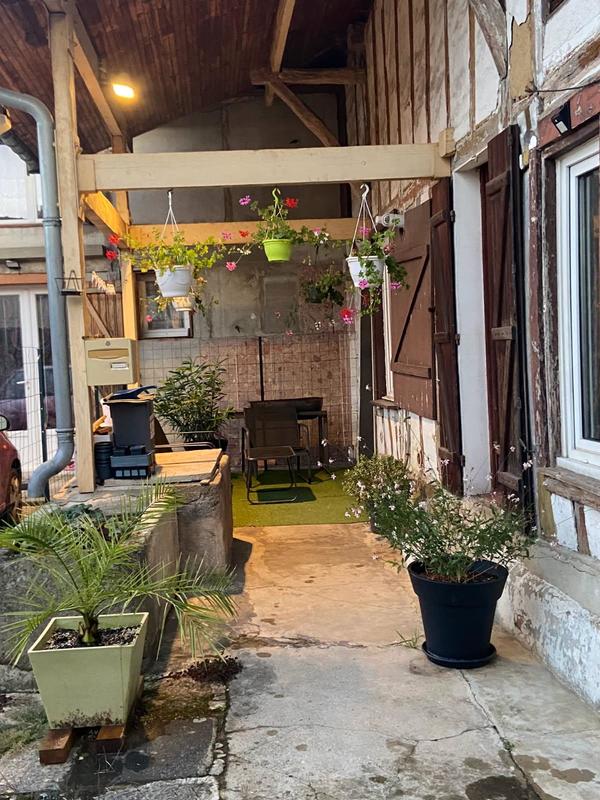 Maison - 90 m² - 3 pièces