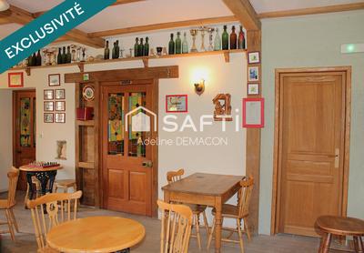 Maison - 300 m² - 9 pièces