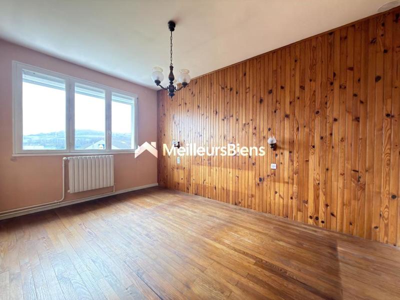 Propriété - 84 m² - 4 pièces