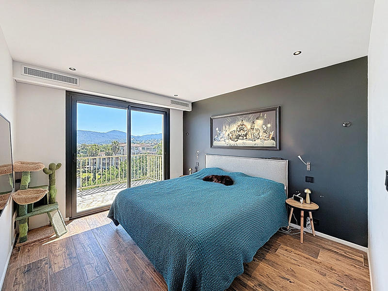 Appartement - 120 m² - 4 pièces