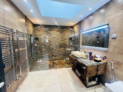 Maison de ville - 175 m² - 6 pièces