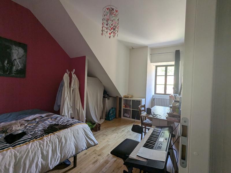 Maison - 234 m² - 5 pièces