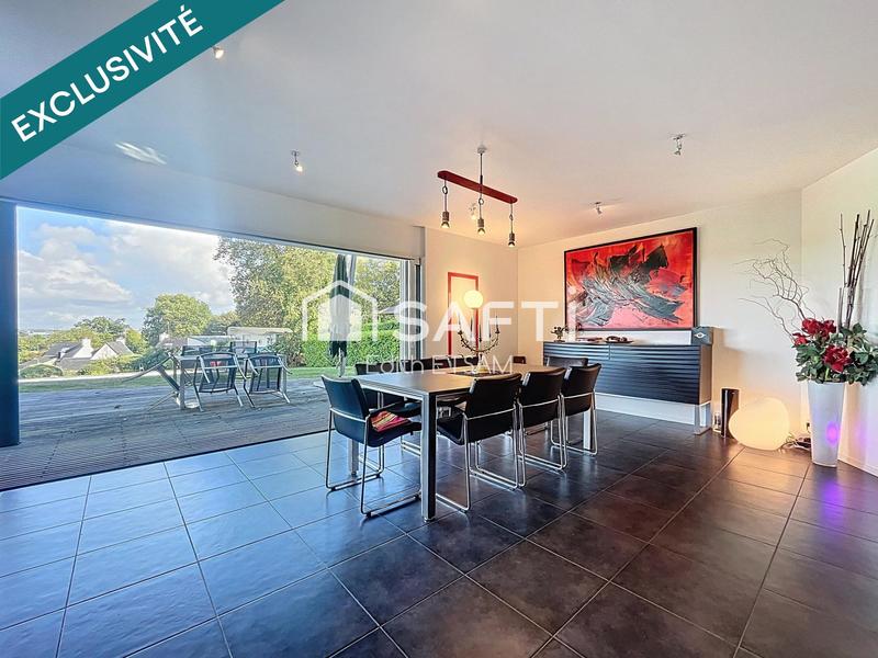 Maison - 237 m² - 7 pièces