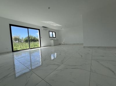 Maison - 91 m² - 4 pièces