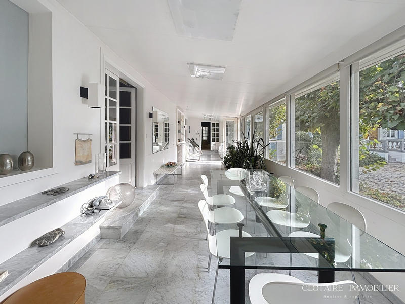 Maison ancienne - 340 m² - 10 pièces