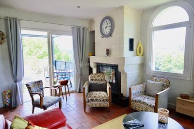 Maison - 274 m² - 6 pièces