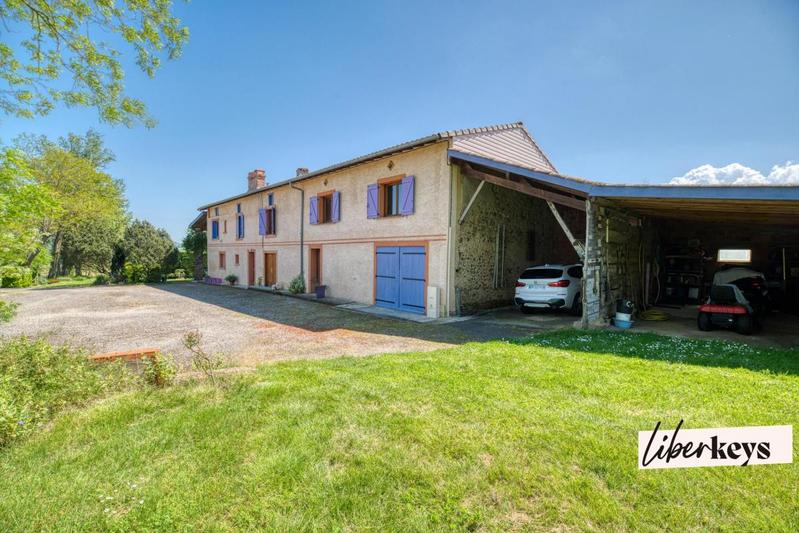 Longère - 340 m² - 10 pièces