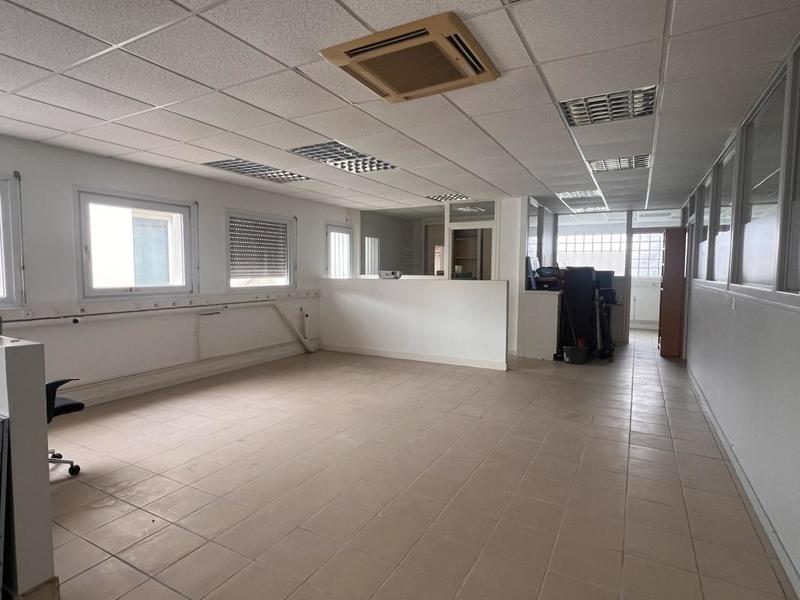 Loft - 120 m² - 5 pièces