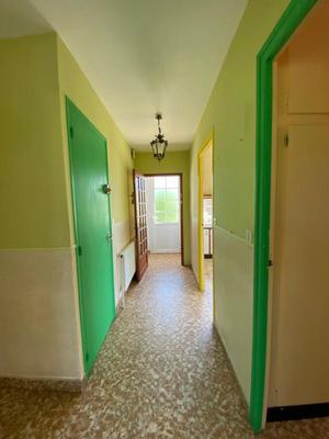 Maison - 182 m² - 10 pièces