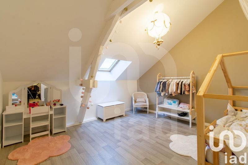 Maison - 200 m² - 7 pièces