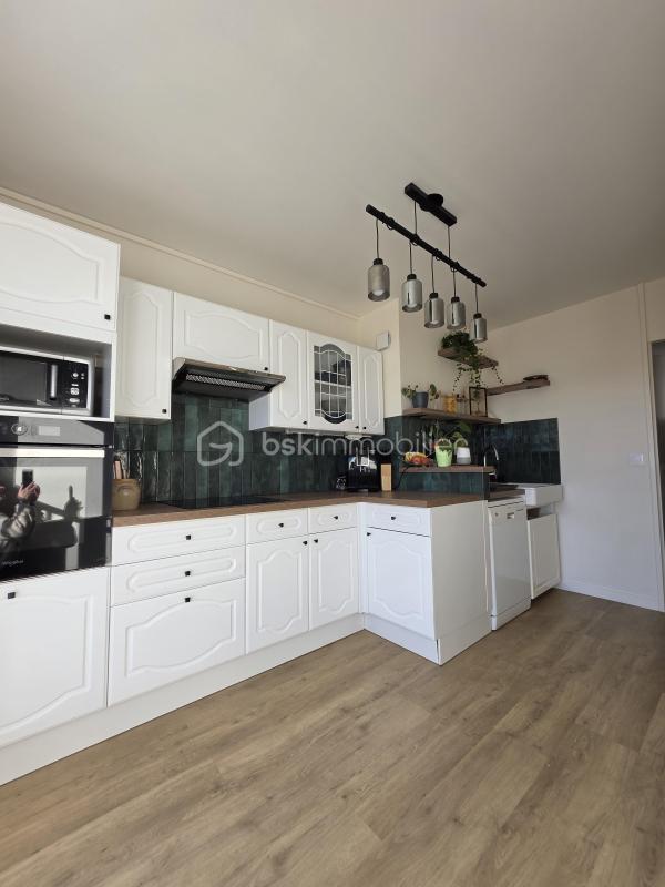 Appartement - 82 m² - 4 pièces